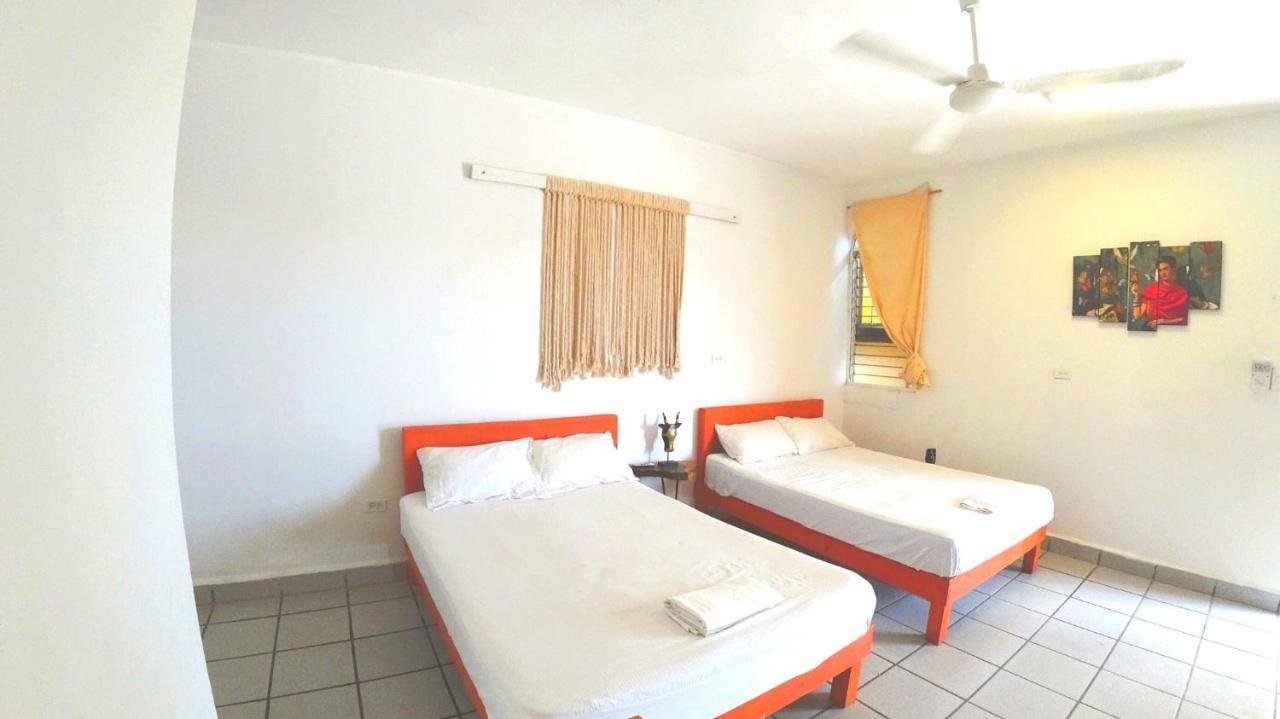 Izsla Suites Playa del Carmen Exterior foto